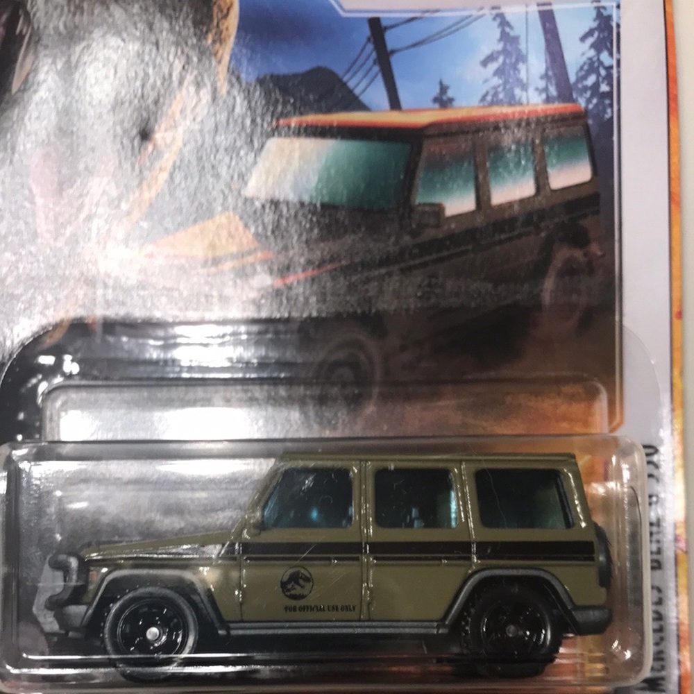 14 Mercedes Benz G550 Jurassic World dominion special edition